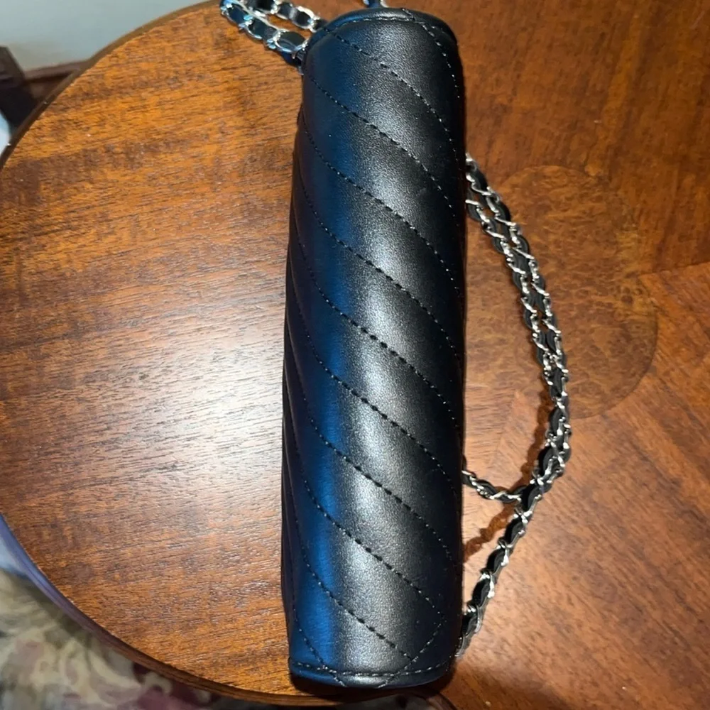 Badgley Mischka  Vegan Quilted Small Crossbody bag  Silvertone braided chain